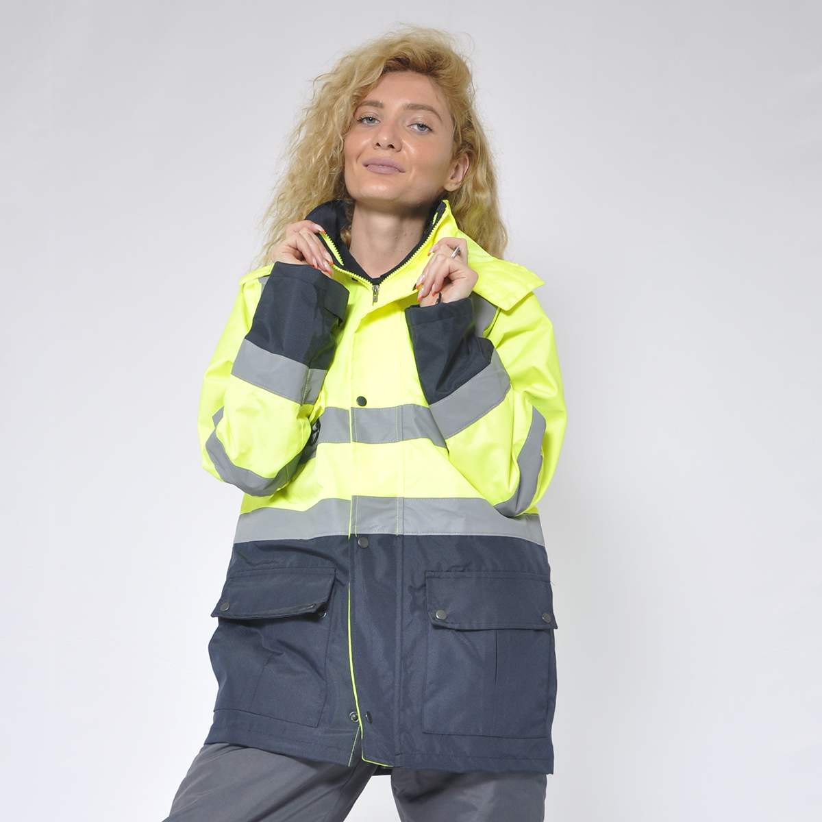 Çok fonksiyonlu reflektörlü mont