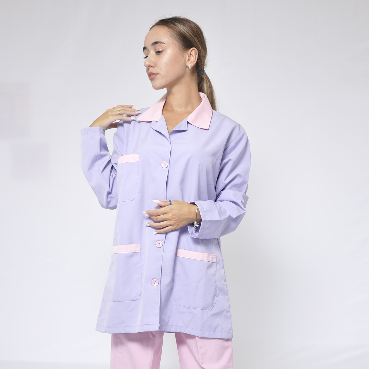 Two-color nurse uniform