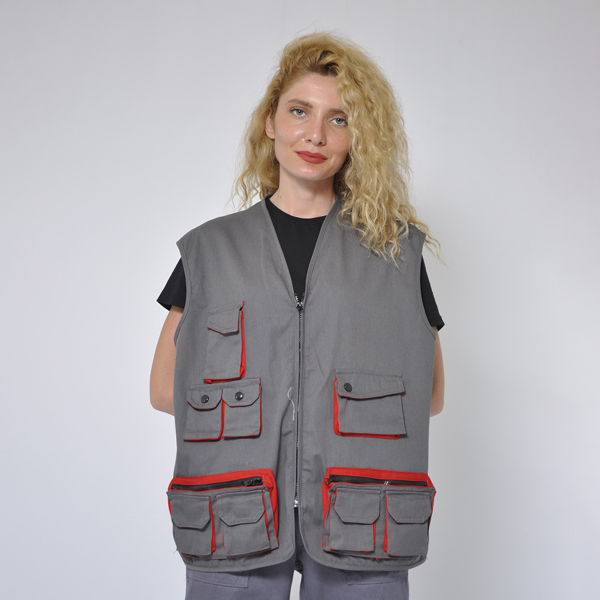 Multi pocket vest