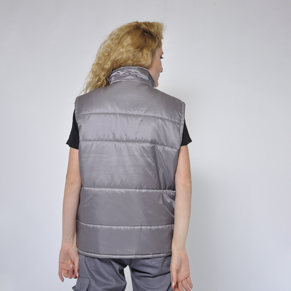 gray work vest