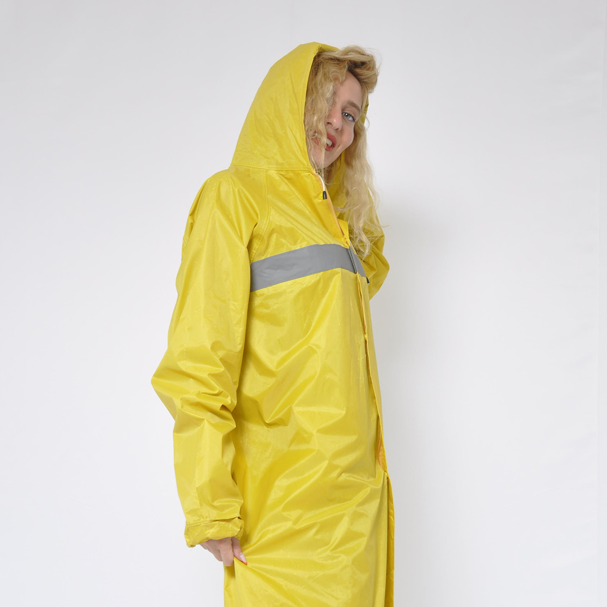 Reflektorlu Yağmurluq - Yağışdan Qorunma