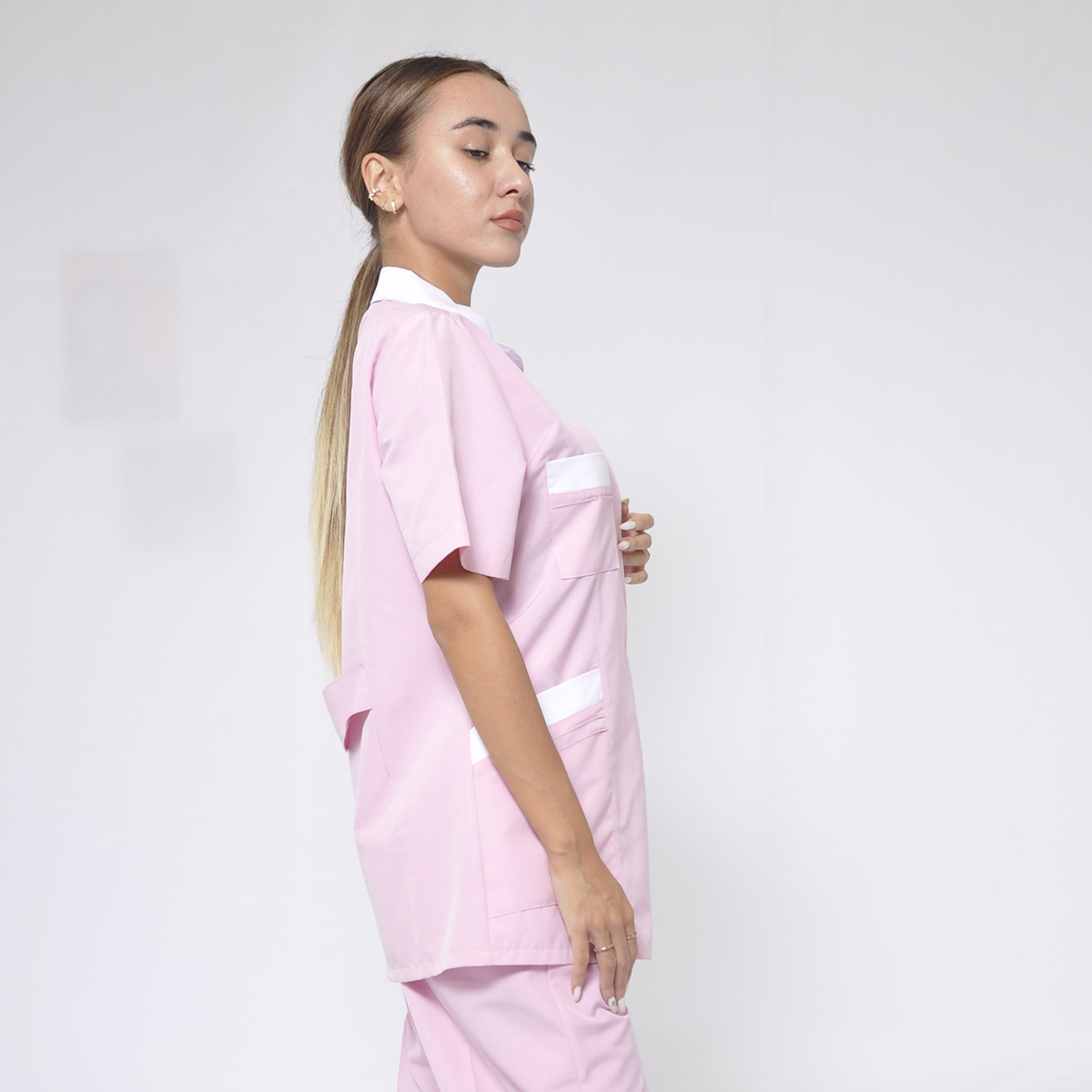 multi pocket nurse uniform