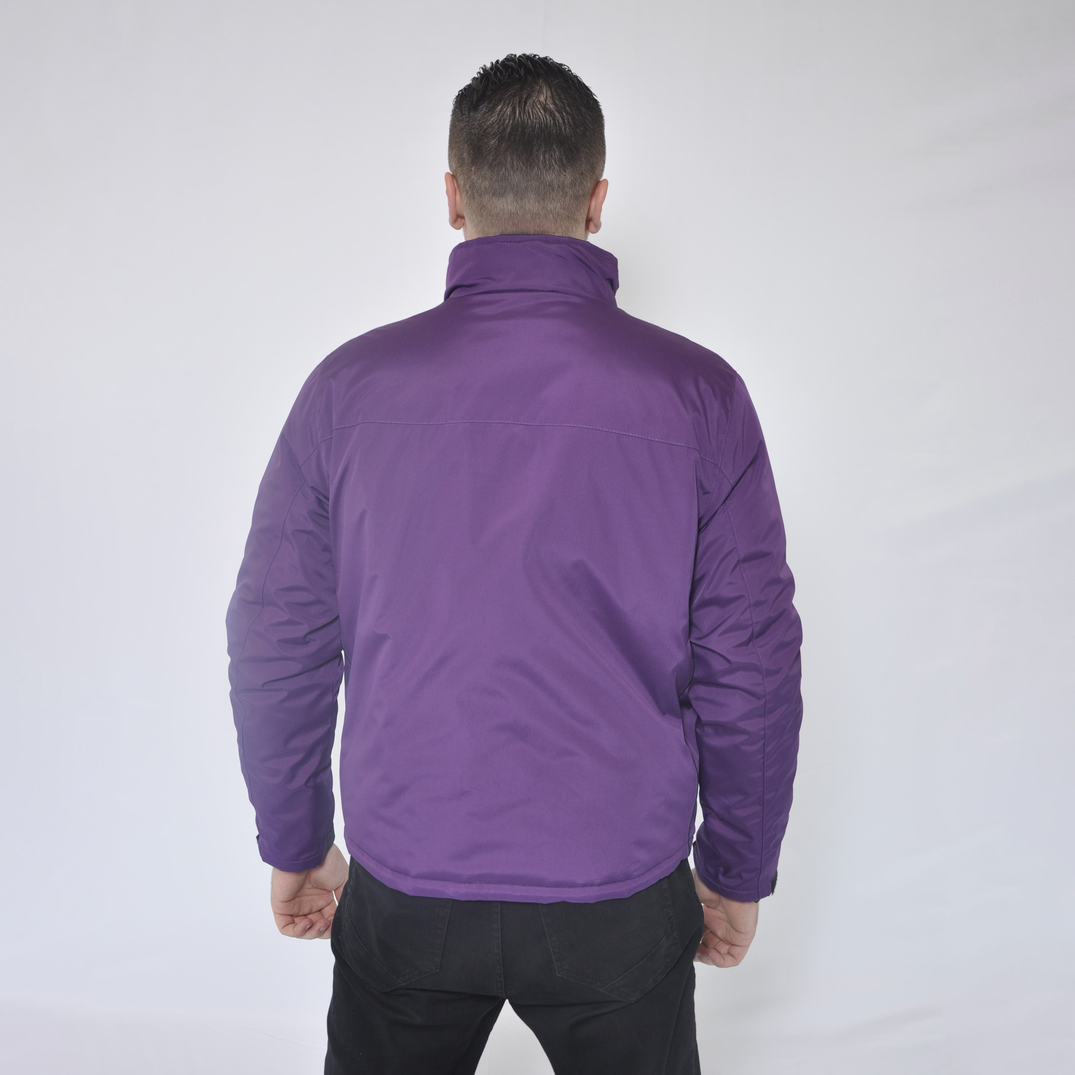 Comfortable jacket in purple